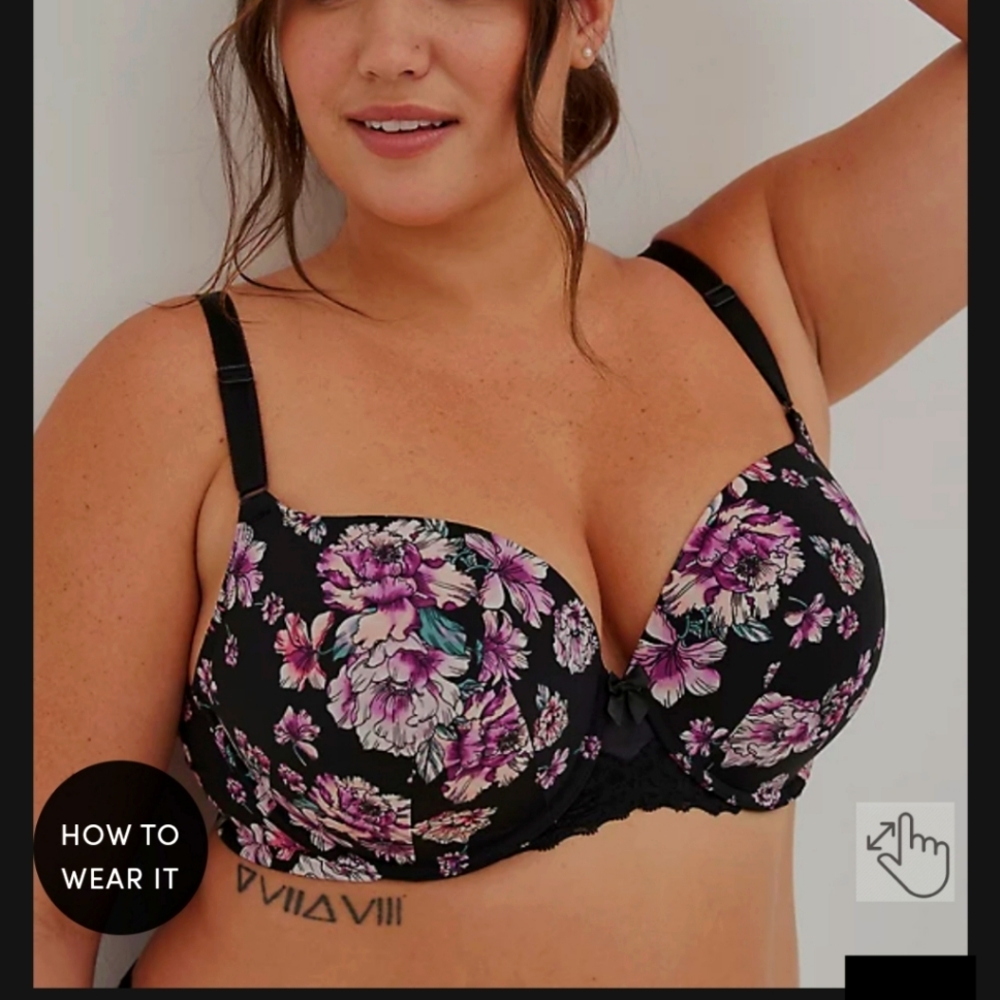 NWT Torrid t-shirt push-up bra size 38C